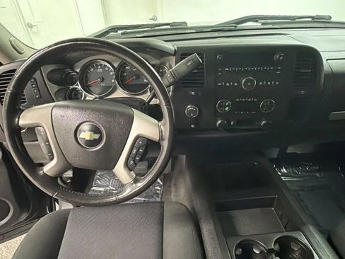Used 2013 Chevrolet Silverado 1500 LT w/ All-Star Edition AWD/4WD image 10