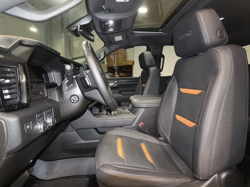 Certified 2024 GMC Sierra 1500 AT4 w/ AT4 Carbonpro Edition image 23