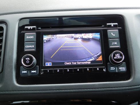 Used 2016 Honda HR-V LX image 12