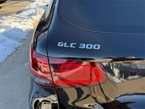 Used 2020 Mercedes-Benz GLC 300 4MATIC image 10