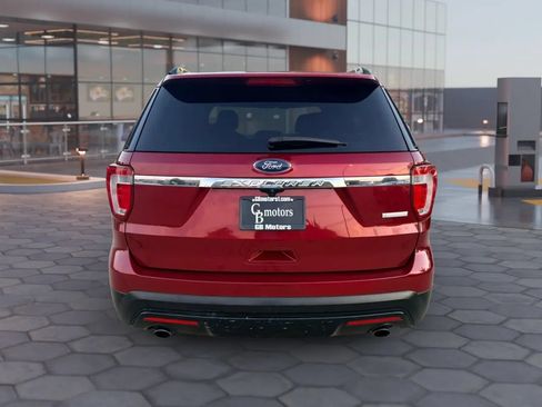 Used 2016 Ford Explorer FWD image 5
