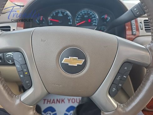 Used 2013 Chevrolet Avalanche LTZ AWD/4WD image 20