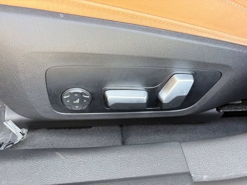 Used 2023 BMW i4 eDrive35 RWD image 21