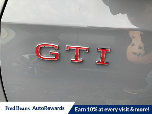 New 2026 Volkswagen GTI SE image 8