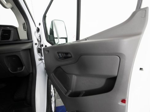 Used 2024 Ford Transit 250 Low Roof w/ Exterior Upgrade Package image 12