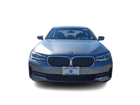 Certified 2023 BMW 530i xDrive w/ Premium Package image 2