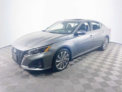 Certified 2025 Nissan Altima 2.5 SL