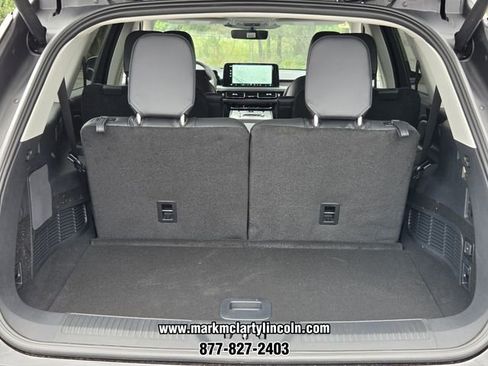 New 2026 Lincoln Aviator AWD w/ Jet Appearance Package image 12
