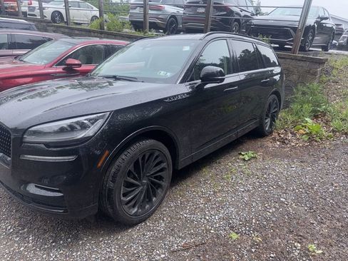Certified 2024 Lincoln Aviator Reserve w/ Equipment Group 201A AWD/4WD image 2