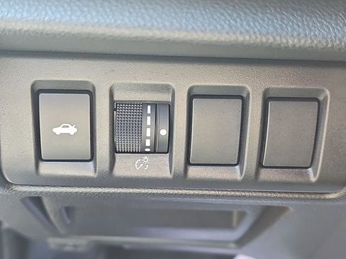 Used 2025 Subaru Legacy Premium AWD/4WD image 19