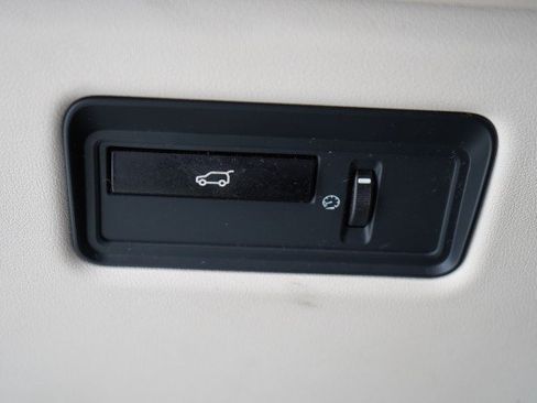 Used 2013 Land Rover Range Rover Supercharged AWD/4WD image 42
