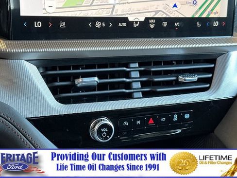 New 2026 Ford Explorer Active w/ Active Comfort Package RWD image 22