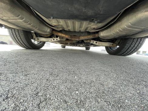 Used 2017 Chevrolet Malibu Premier w/ Premier Sun and Wheel Package FWD image 15