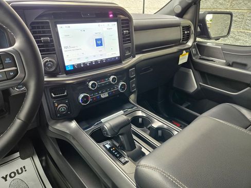 Used 2025 Ford F150 Lariat w/ Equipment Group 502A High AWD/4WD image 28