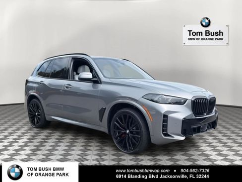 New 2026 BMW X5 xDrive40i w/ M Sport Package image 1