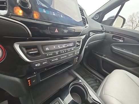 Used 2021 Honda Passport Touring image 21