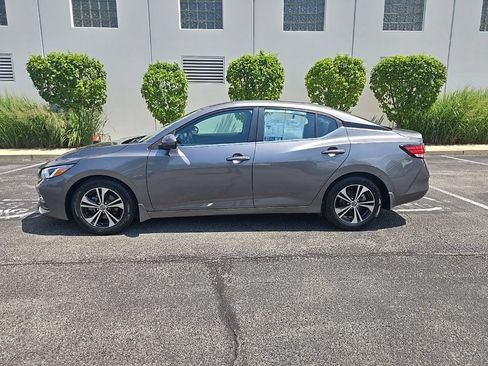 Used 2023 Nissan Sentra SV w/ Trunk Package FWD image 5