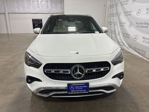 Used 2025 Mercedes-Benz GLA 250 4MATIC image 2