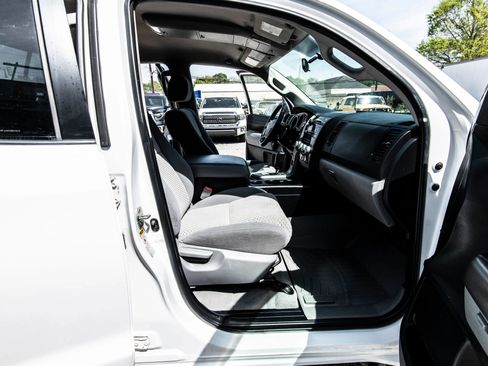 Used 2010 Toyota Tundra 2WD Double Cab image 33