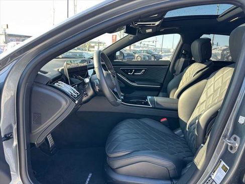 Used 2025 Mercedes-Benz S 580 4MATIC Sedan image 20