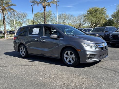 Used 2019 Honda Odyssey EX image 4