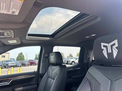 Used 2024 Chevrolet Silverado 1500 RST w/ All Star Edition Plus AWD/4WD image 14