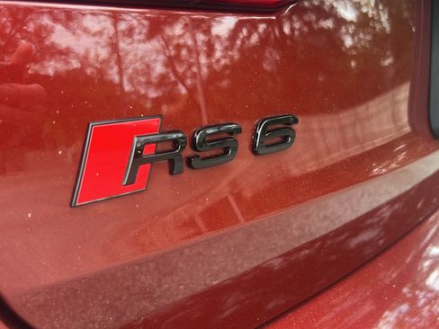 Used 2025 Audi RS 6 performance AWD/4WD image 13