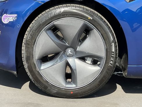 Used 2019 Tesla Model 3 RWD image 25