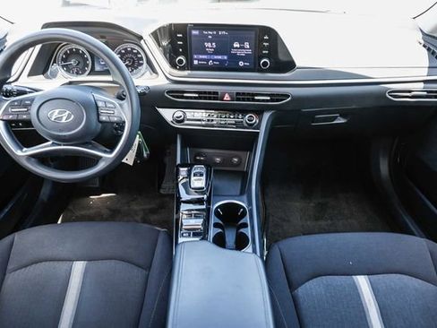 Certified 2022 Hyundai Sonata SE w/ Cargo Package FWD image 12