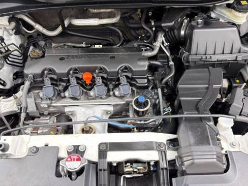 Used 2019 Honda HR-V LX image 36