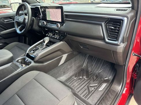 Used 2025 GMC Canyon Elevation w/ Convenience Package RWD image 12