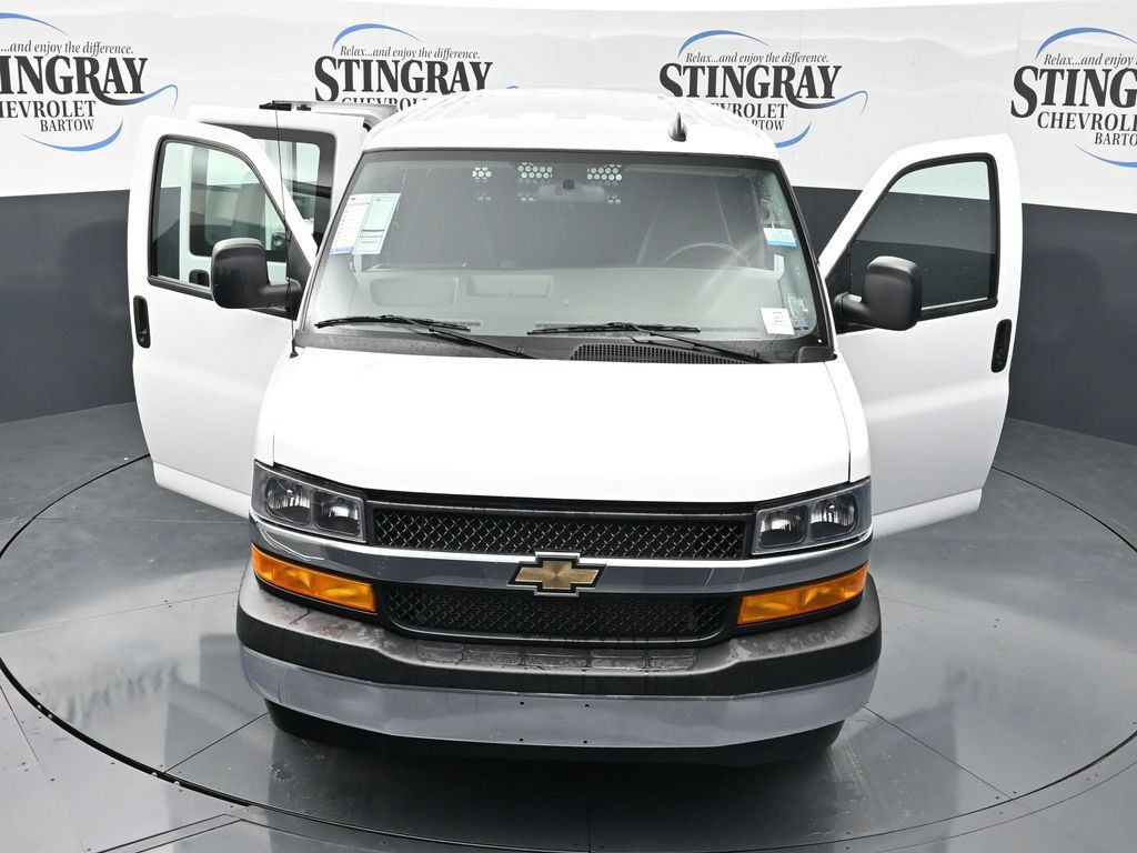 Used 2025 Chevrolet Express 2500 w/ Driver Convenience Package RWD image 34