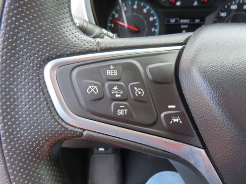 Used 2023 Chevrolet Equinox LS FWD image 18
