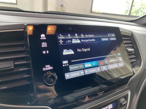 Used 2023 Honda Passport EX-L image 16