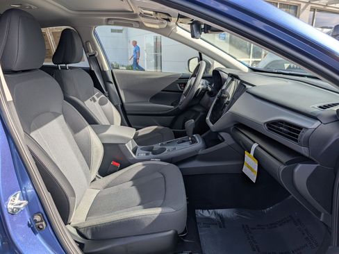 Used 2025 Subaru Crosstrek 2.5i Premium AWD/4WD image 31