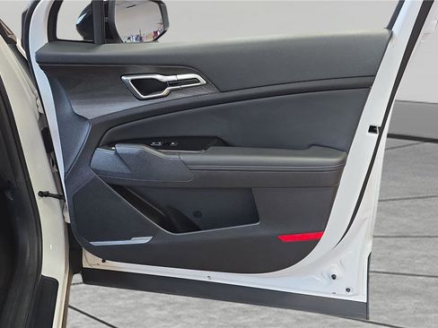 Used 2023 Kia Sportage X-Line image 27