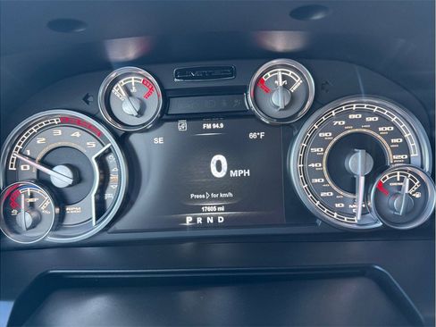 Used 2017 RAM 3500 Laramie Longhorn AWD/4WD image 17