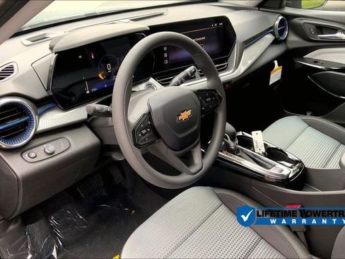 New 2026 Chevrolet Trax LT image 6