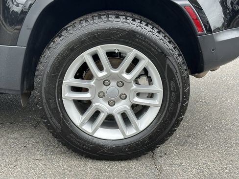 Used 2020 Land Rover Defender 110 S image 9