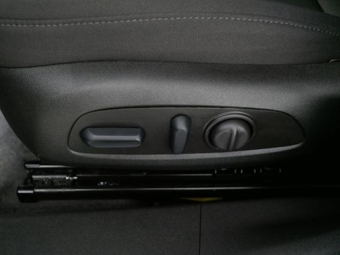 Used 2025 Chevrolet Malibu LT image 20