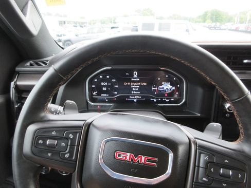 Certified 2025 GMC Sierra 1500 AT4 w/ AT4 Premium Package AWD/4WD image 33