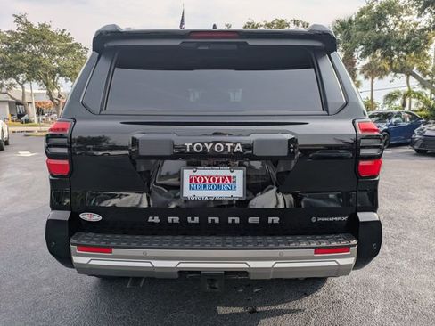 Used 2025 Toyota 4Runner Limited w/ Tow Technology Package AWD/4WD image 5
