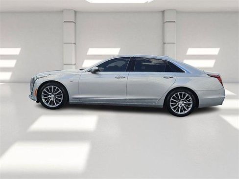 Used 2016 Cadillac CT6 Luxury image 2