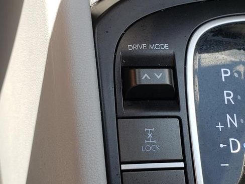 Certified 2024 Hyundai Kona SEL AWD/4WD image 31