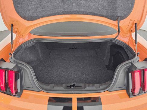 Used 2020 Ford Mustang Shelby GT500 w/ Technology Package image 14