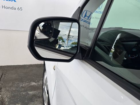 Used 2023 Ford Transit Connect XL image 36