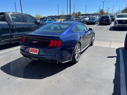 Used 2019 Ford Mustang GT Premium RWD image 3