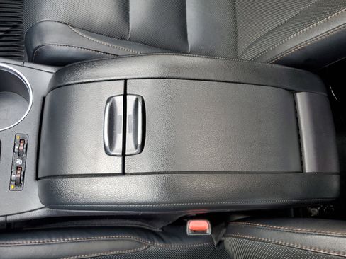 Used 2019 Toyota Highlander AWD V6 image 36