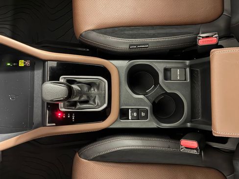 Certified 2025 Subaru Forester Touring w/ Protection Package image 15