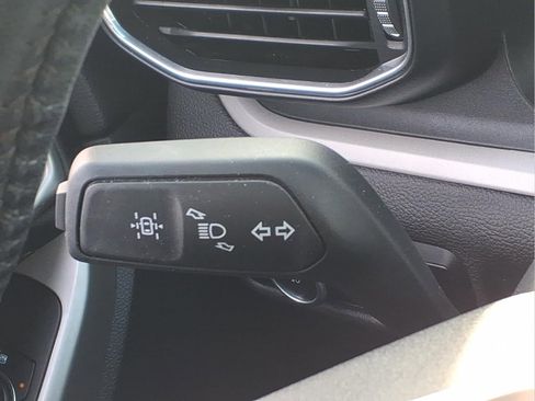 Certified 2023 Ford Explorer XLT w/ Equipment Group 202A image 17